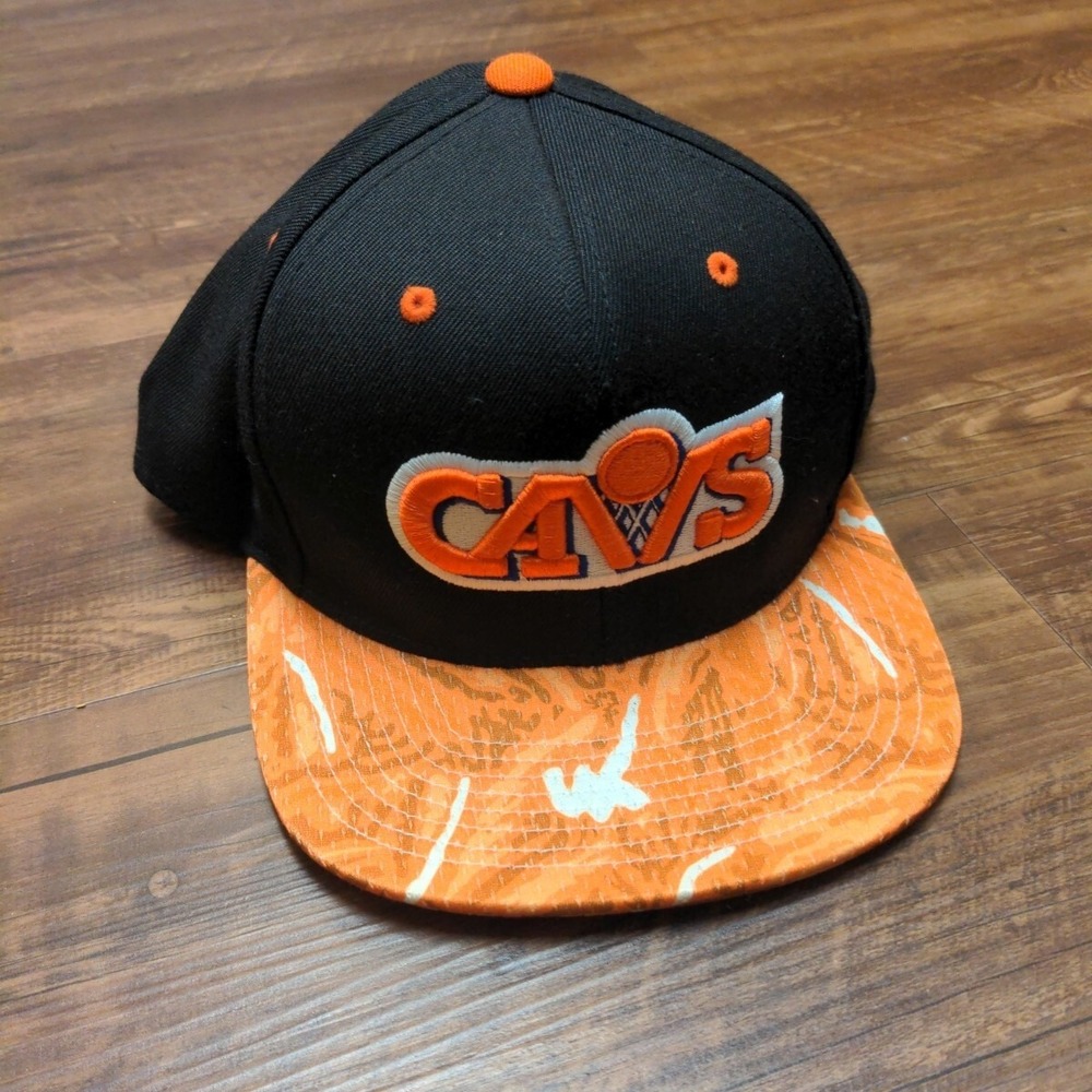 Cleveland Cavs NBA Mitchell &‎ Ness Snapback Cap Orange Black Wool Hat 3D Logo